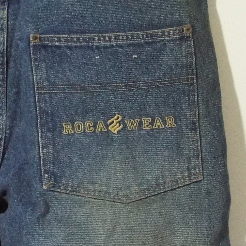 Vintage Roca Wear Men's Baggy fit shorts shorts size 36 - Picture 7 of 8